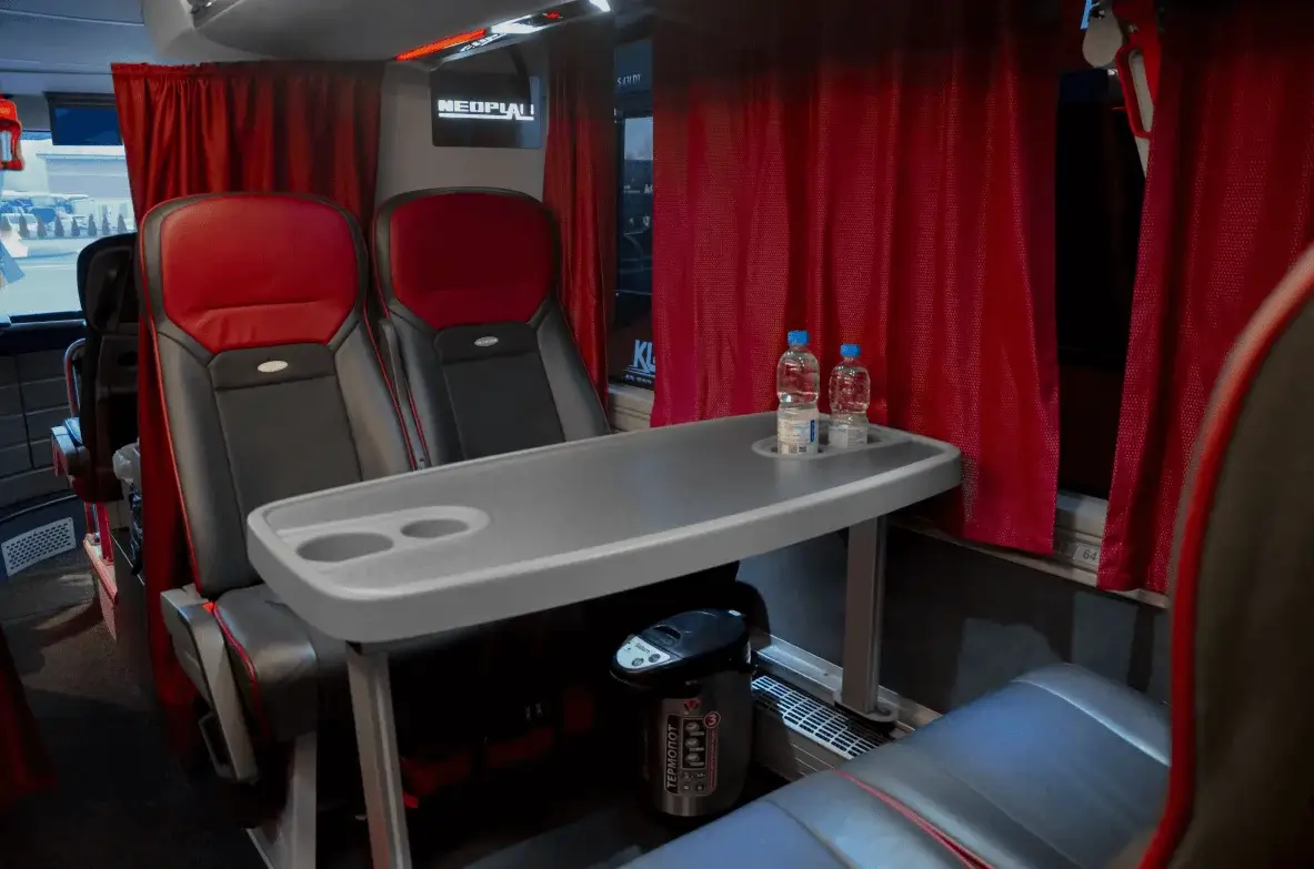 Neoplan - Obraz galerii #8